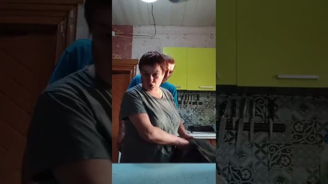 Распаковка 😊 смотреть онлайн