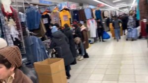 Вещевой рынок в Москве за МКАДом. Садовод - монстр азиа