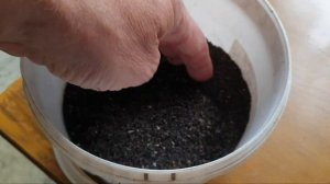 Огневка , продукт жизнедеятельности восковой моли, ср?