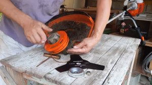 Устанавливаем нож на триммер Patriot PT555.