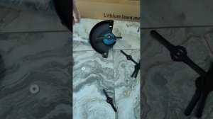 Как собрать садовый триммер аккумуляторный