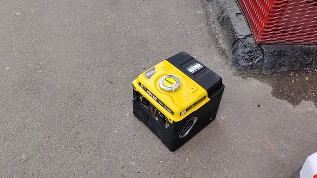 Хронически больной генератор Huter DN1500i. Печальный опыт ? смотреть онлайн