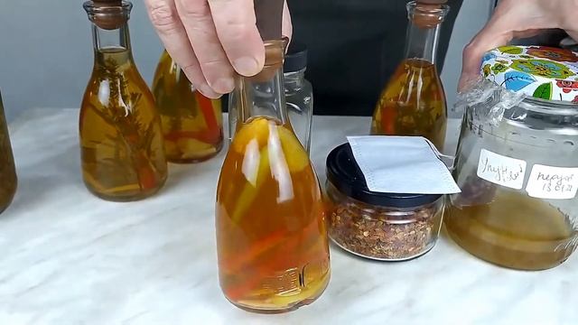 Уксус с перчиком чили или перцовый домашний уксус