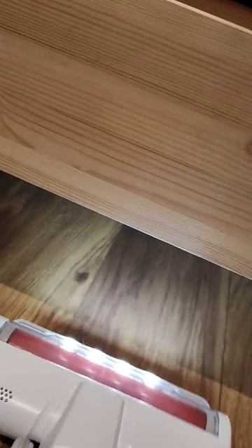 Вертикальный беспроводной пылесос Xiaomi Vacuum Cleaner G20 Lite (White) смотреть онлайн