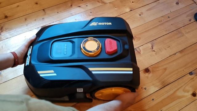 Самый дешёвый робот газонокосилка Worx LandXcape 600 LX790 смотреть онлайн