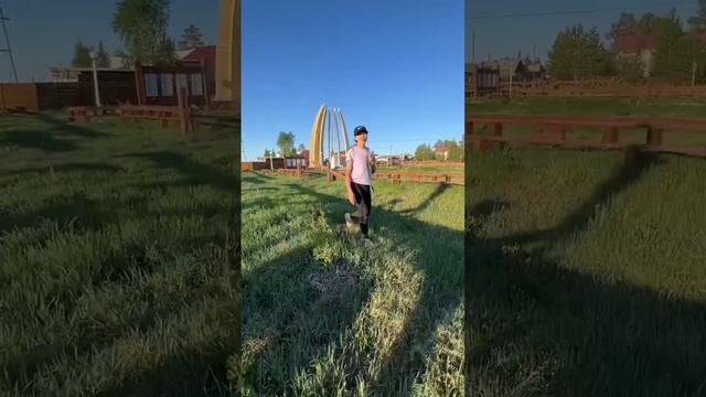 Активные жители Вилюйска на Сквере Матери посадили де