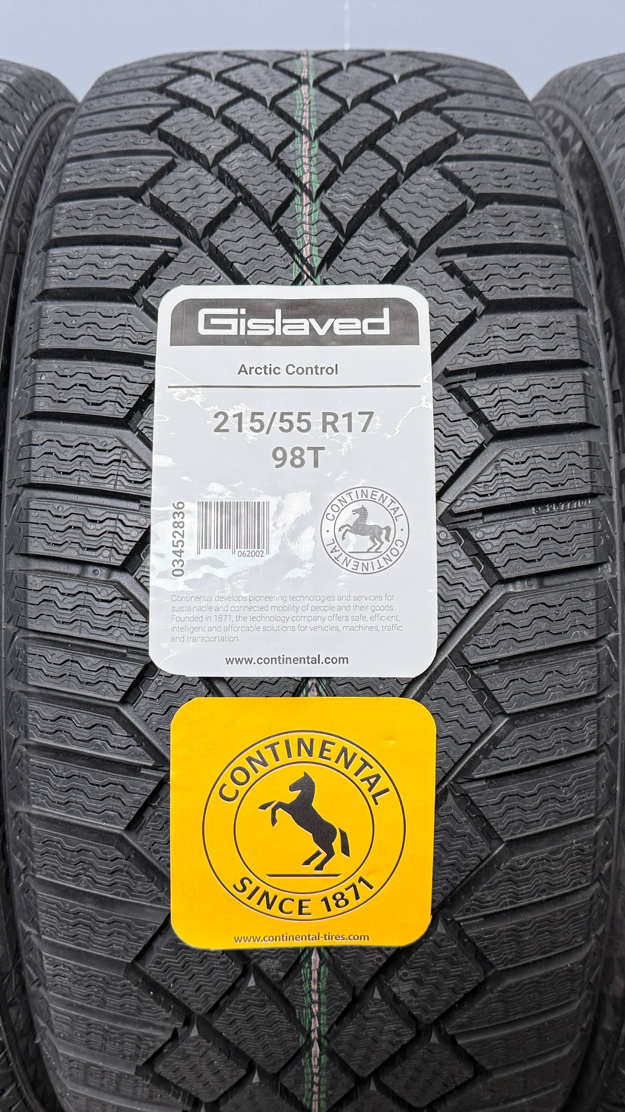 Gislaved Arctic Control 215/55 R17 98T XL