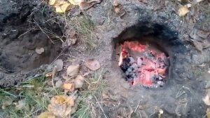 Дакотский очаг- костёр в яме: три варианта изготовлени