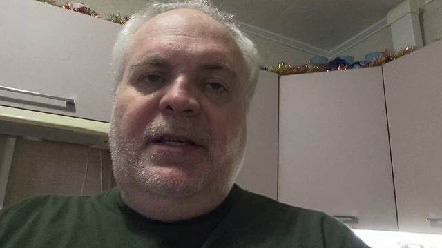 Улитки меланья рыхлят грунт, но очень активно размножаются со временем их становится очень много.