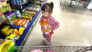 Жасмин мен Томирис мені алдап магазинге апарды 🍭🍬🍫