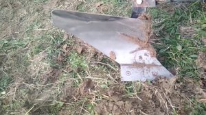 Легкий мотоблок в работе фрезами и навесным оборудова