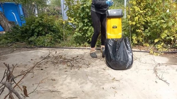 Обзор на садовый измельчитель Huter ESH-40