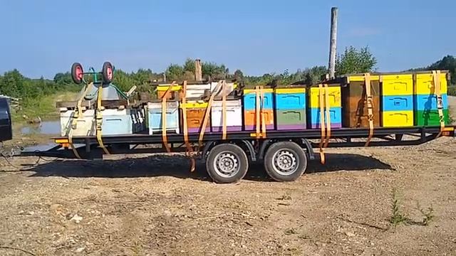 Прицеп для перевозки пчёл УЗМК. смотреть онлайн