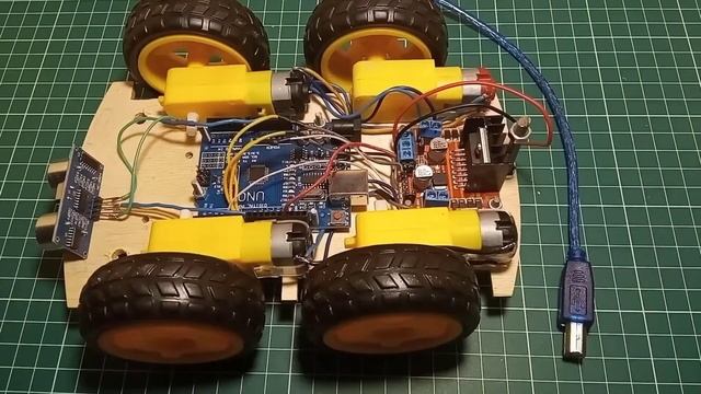 Arduino Uno робот объезжаюший препятствия-своими руками. смотреть онлайн