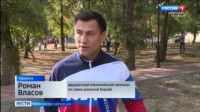 Масштабное шествие, посвященное Дню Карачаево-Черкесии и двухсотлетию столицы, прошло в Черкесске смотреть онлайн