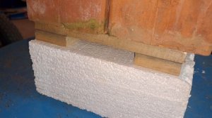 Пенопласт под фундамент, можно укладывать или нет!