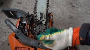 Как завести бензопилу  Хускварну 135.  Опыт эксплуатаци?