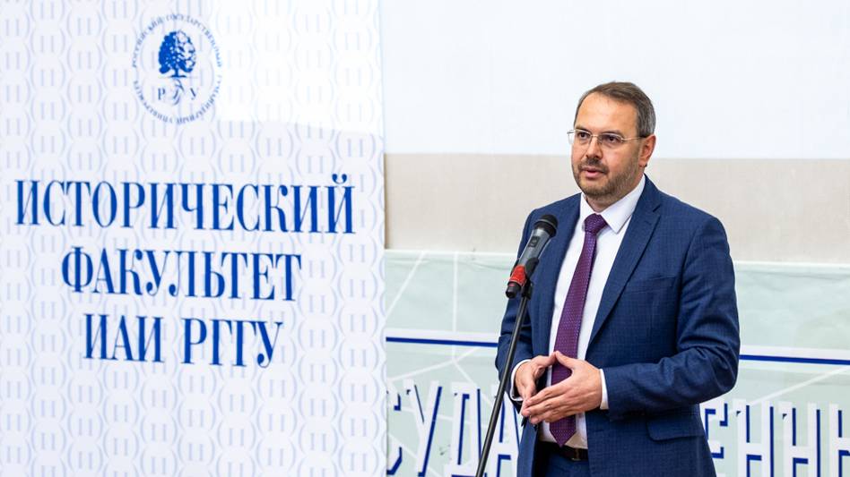 В РГГУ состоялся День знаний с участием замглавы Минобрнауки России Константина Могилевского