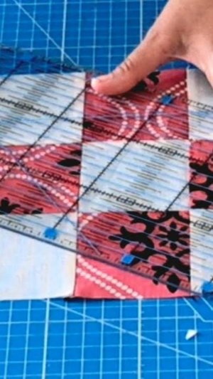 Вам понравится этот трюк с лоскутным одеялом. Потрясающий урок по лоскутному шитью.