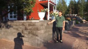 Подпорная стена на участке с уклоном. Убийца бетонных