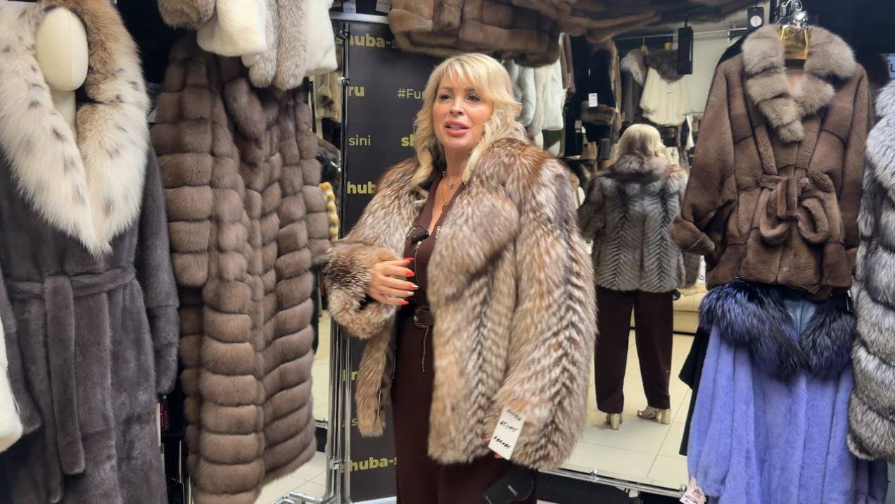 Фурсини Куница. Соболь. Каракуль. Каракульча и норка. Коротки и длинные шубы всех цветов смотреть онлайн