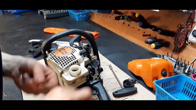 Бензопила Stihl MS 180. Не заводится говорите? Теперь завод? смотреть онлайн