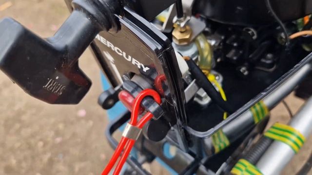Газ на румпель Mercury 3.3 (Tohatsu 3.5) смотреть онлайн