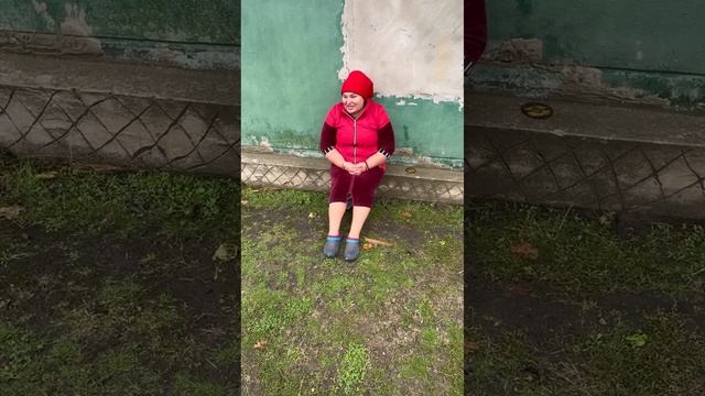 Бабушкин дом у нас как Музей уже. Дом Деревня. Мама. Там