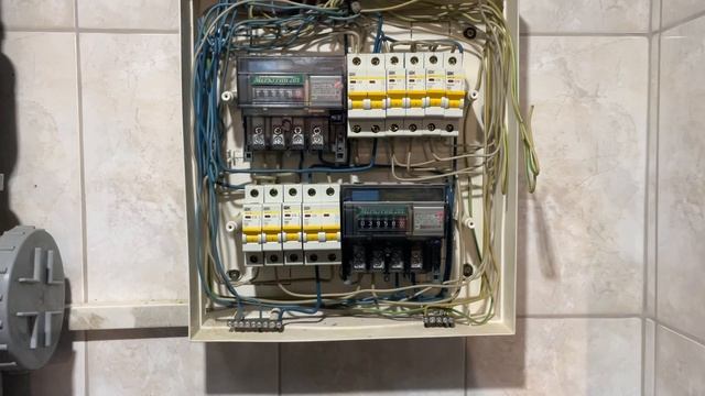 Внутри Разина смотреть онлайн