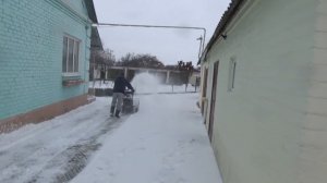 #снегоуборщик #huter Уборка снега, снегоуборщик плюс лоп?