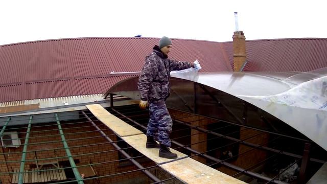 Монтаж ПОЛИКАРБОНАТА. НАВЕС ч - 6 смотреть онлайн