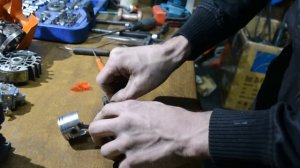 Замена поршневой группы на бензопиле Stihl MS180