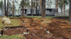 Реализованный проект благоустройства участка с уклон