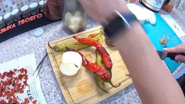 Соус из самого острого перца в мире Каролина Рипер. смотреть онлайн