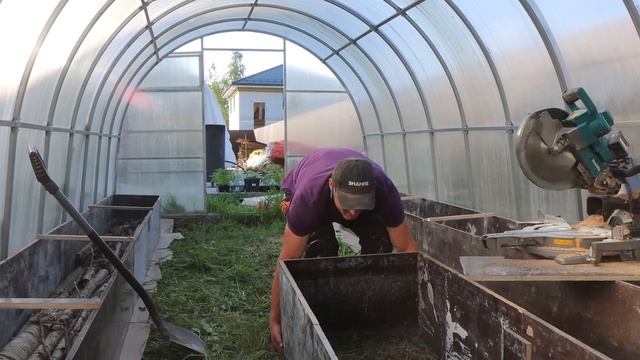 Теплица ПО-НОВОМУ: грядки с ПОДОГРЕВОМ, КОВРОВЫЕ дорож
