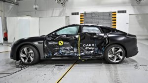 Краш-тест нового Exlantix ES 2025 от Euro NCAP на CarMaps.Ru
