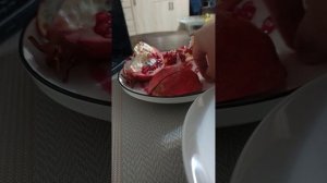 Фильм Мир в огне. Смотрю.