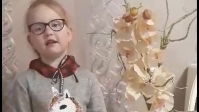 Рубашко София , 6 лет, группа "Пчелки" смотреть онлайн