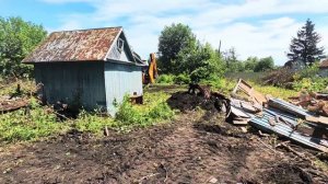 РАСЧИСТКА ЗАБРОШЕННОГО УЧАСТКА. СНОСИМ ДЕРЕВЬЯ И ДОМ,