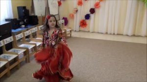 Красивый и заводной цыганский танец в детском саду!  К?