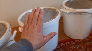 ПЖВМ.Продукт жизнедеятельности восковой моли.Как пол?