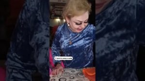 ВСЕМ ПРИВЕТУЛИ! РАСТОПЫРКА ЧЕЕЕК!))