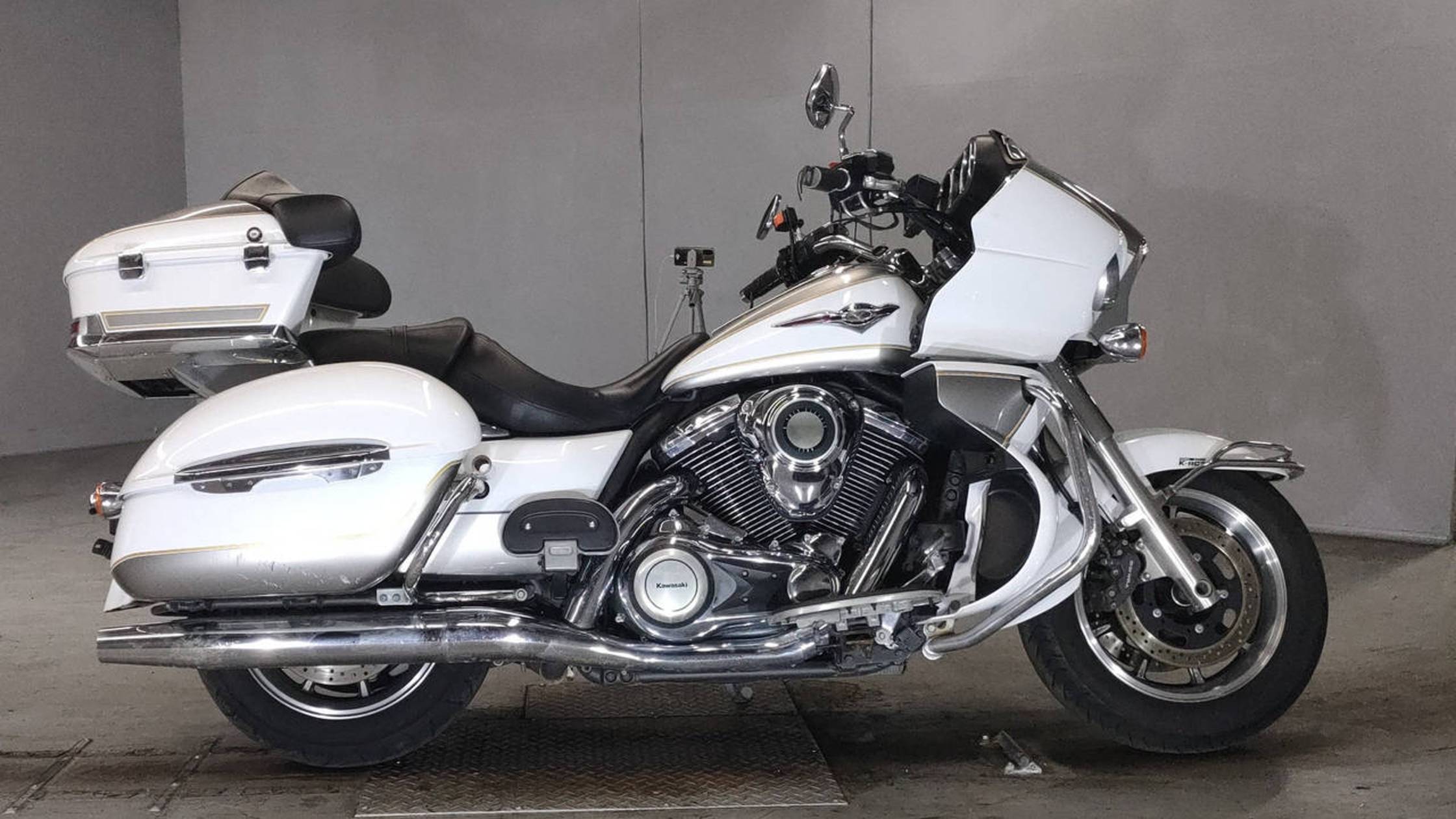 Kawasaki VULCAN1700 VOYAGER - JKBVNT70ABA012414 (1) смотреть онлайн