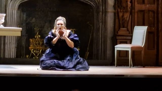 Verdi Amelia's aria "Morro ma prima in grazia..."
Oksana Sekerina смотреть онлайн