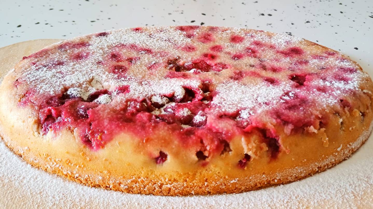 Сочный пирог с вишней! Французский рецепт вишнёвого Клафути. смотреть онлайн