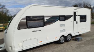 Шикарный семейный караван,автодом,дом на колёсах Swift 2020 года на полноценных 6 мест с палаткой