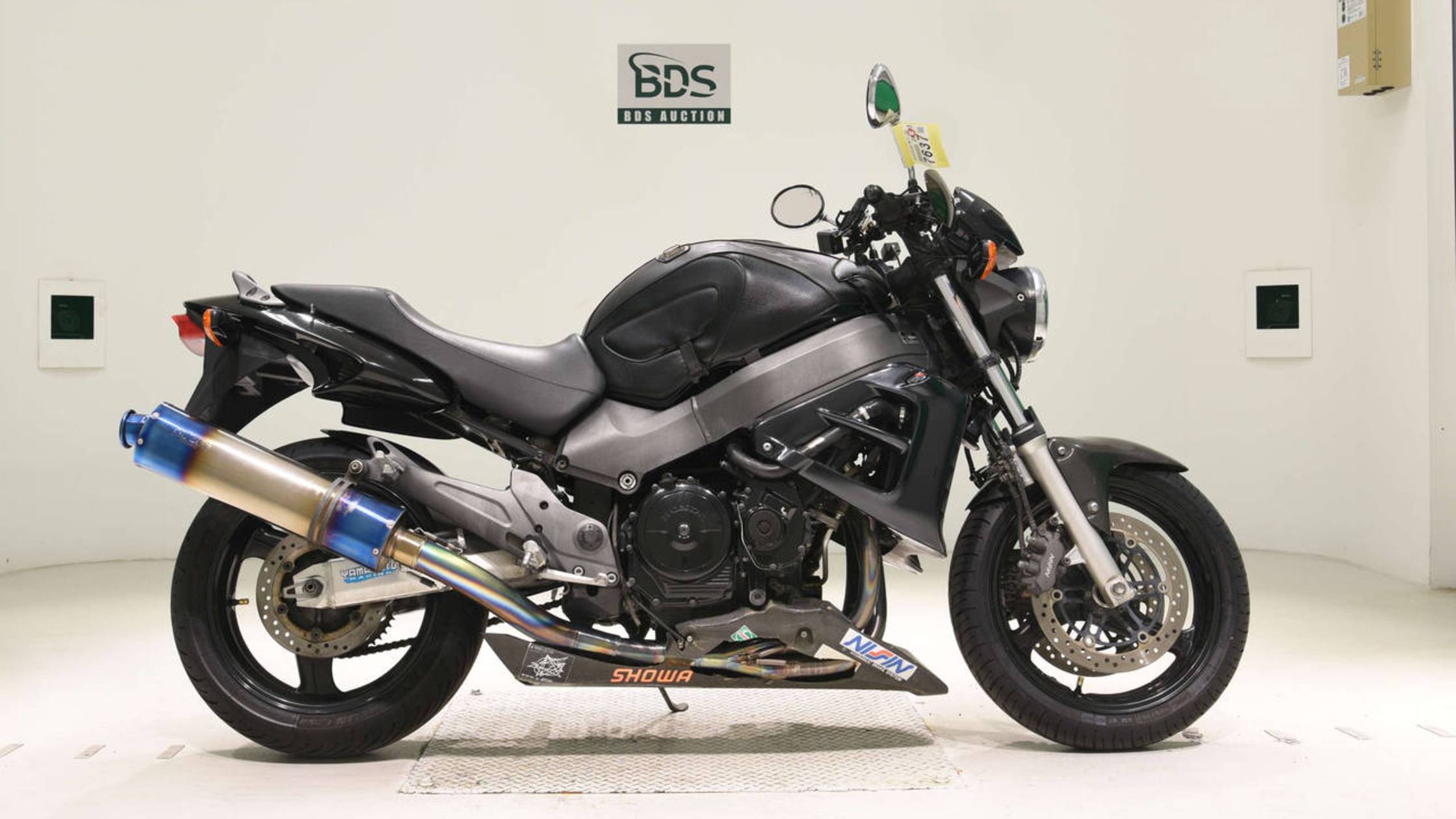 Honda X11 - JH2SC42A61M101185 смотреть онлайн