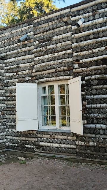 Берёзовый домик-шутка для Павла I смотреть онлайн