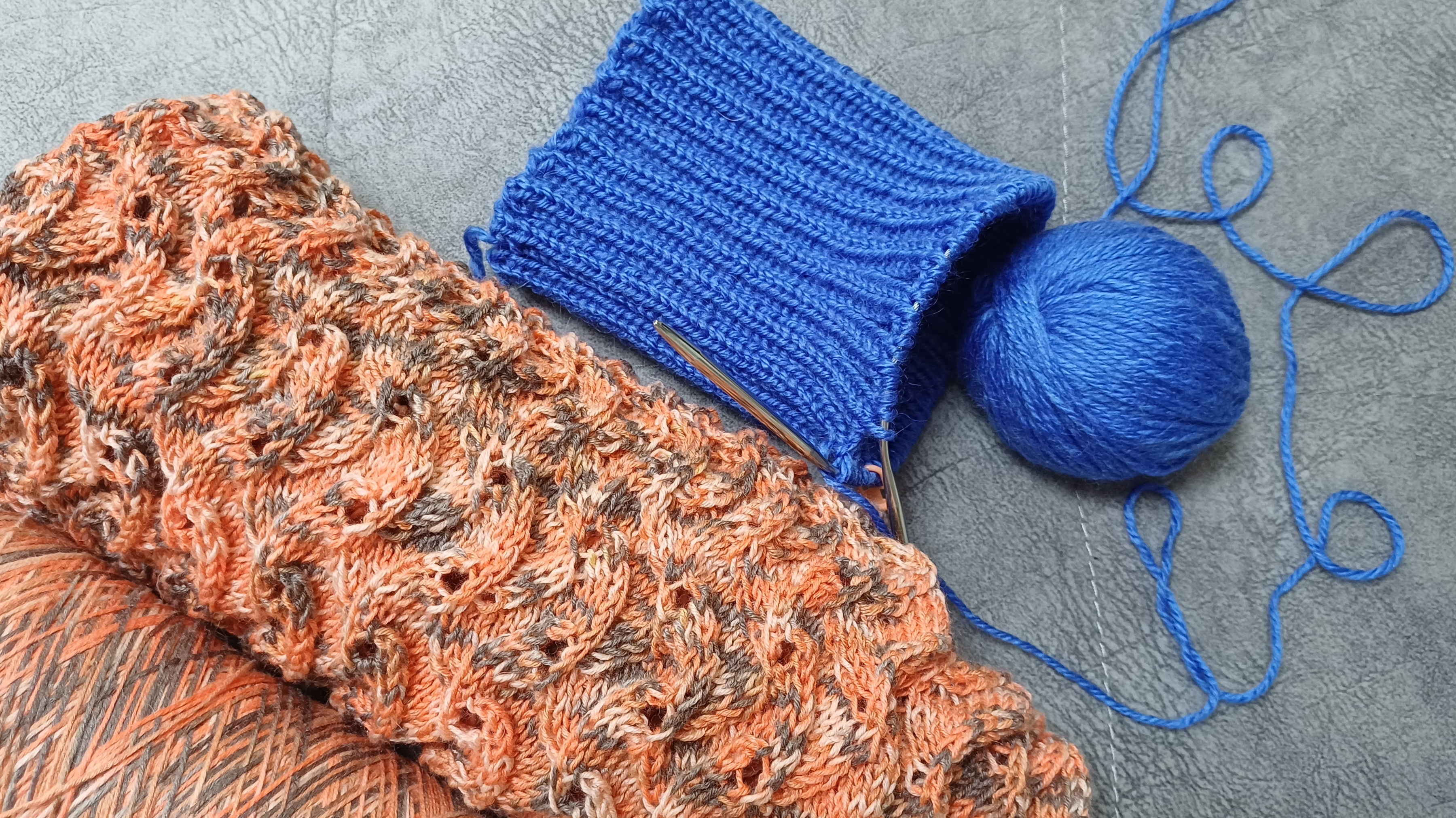 Вяжу и вышиваю..🧶😉🪡