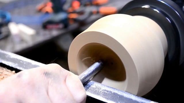 точу впервые Горшочек из сухого дуба смотреть онлайн